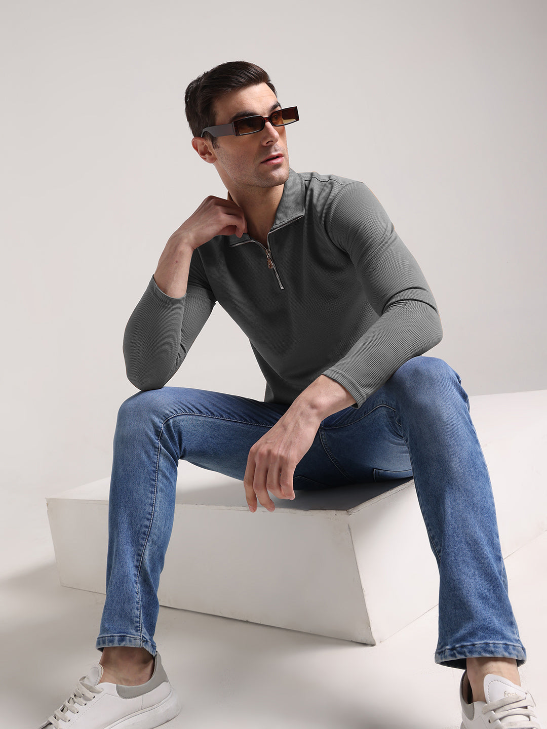 Men's Outer Mesh Window Gery Full Sleeve Zipper T-Shirt