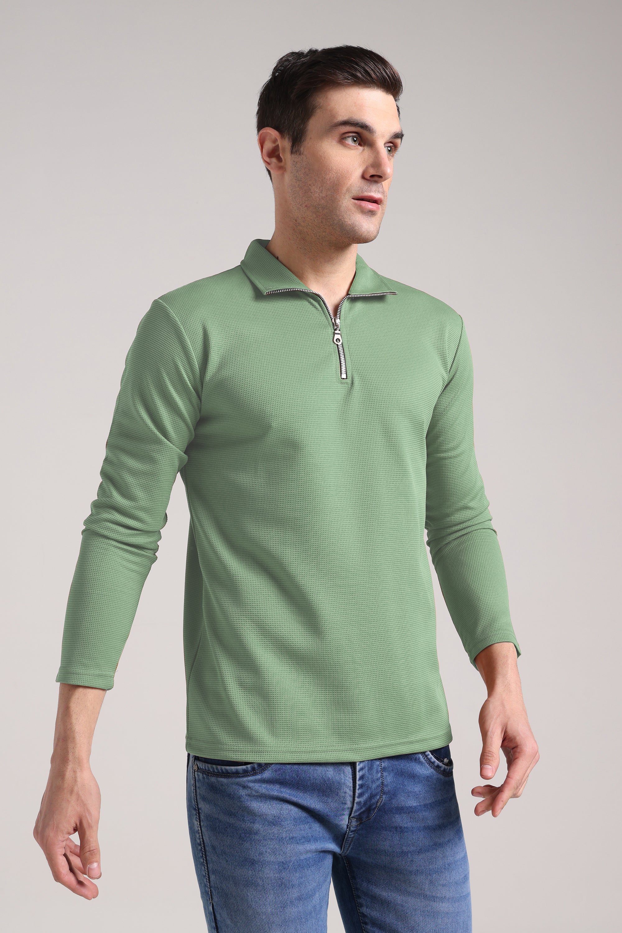 Men's Outer Mesh Pastel Green Full Sleeve Zipper T-Shirt