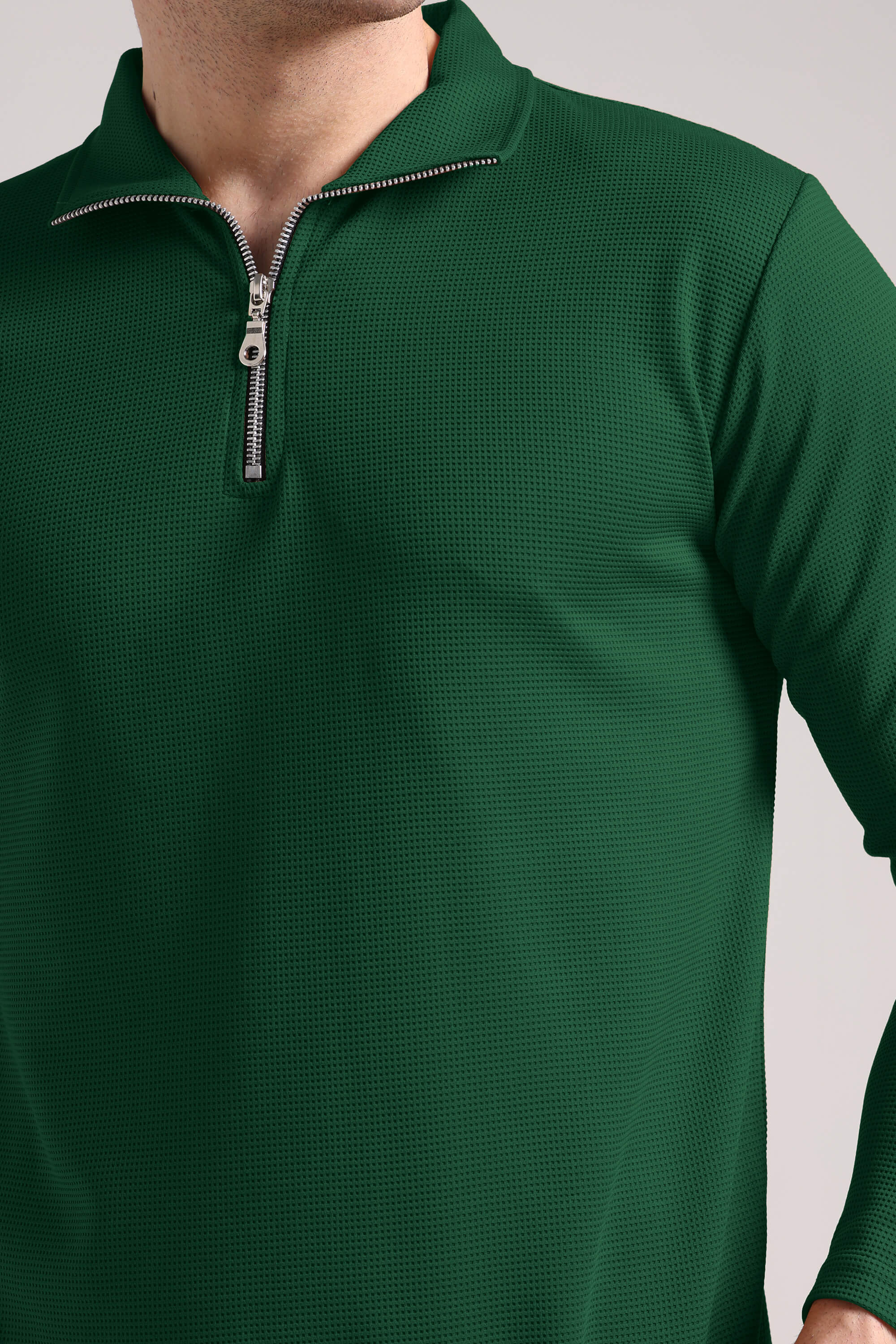 Men's Outer Mesh Fire Green Full Sleeve Zipper T-Shirt
