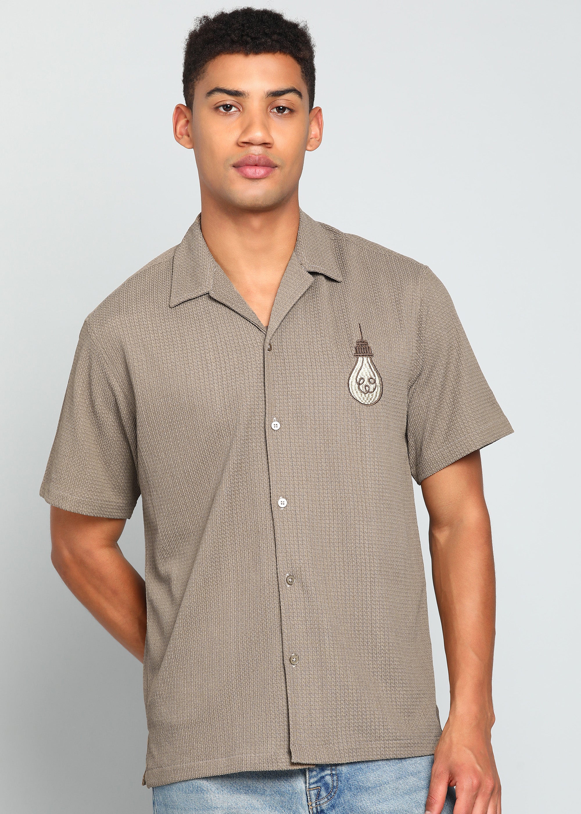 Men’s Taupe Gray Textured Resort Embroidery Shirt