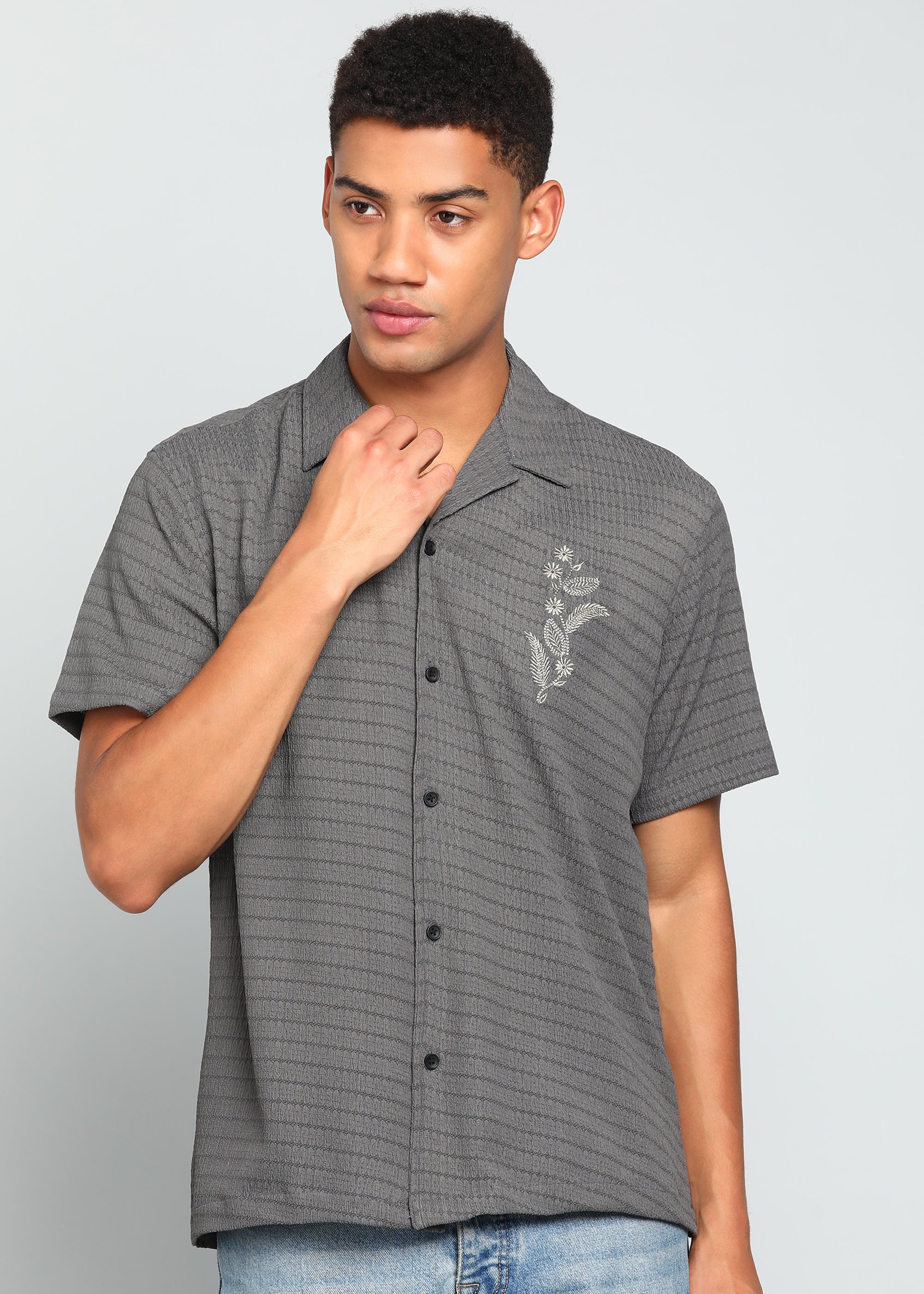Men’s Grey Textured Short-Sleeve Cuban Shirt with Floral Embroidery