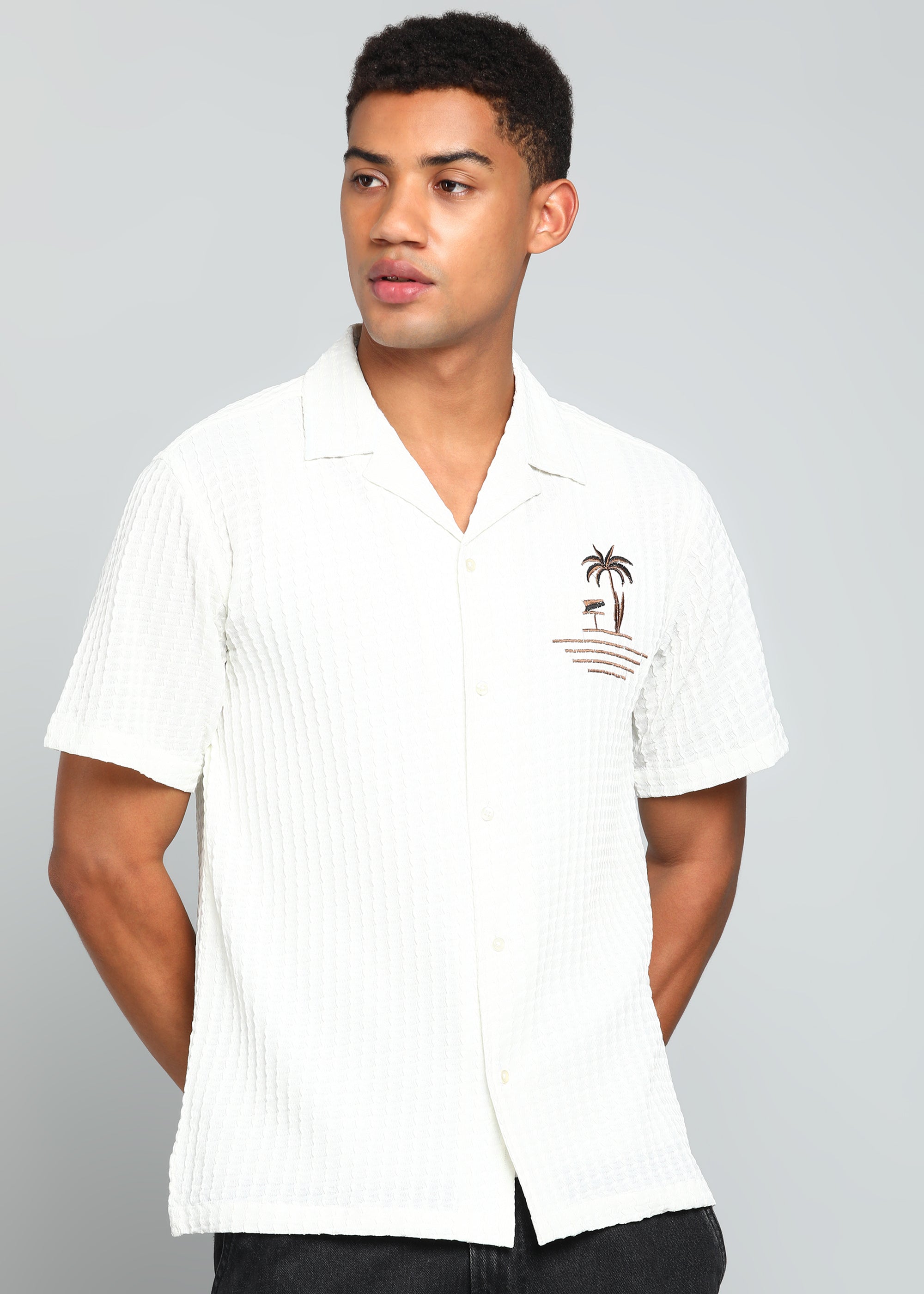 Men’s White Textured Seersucker Cuban Collar Shirt with Palm Embroidery