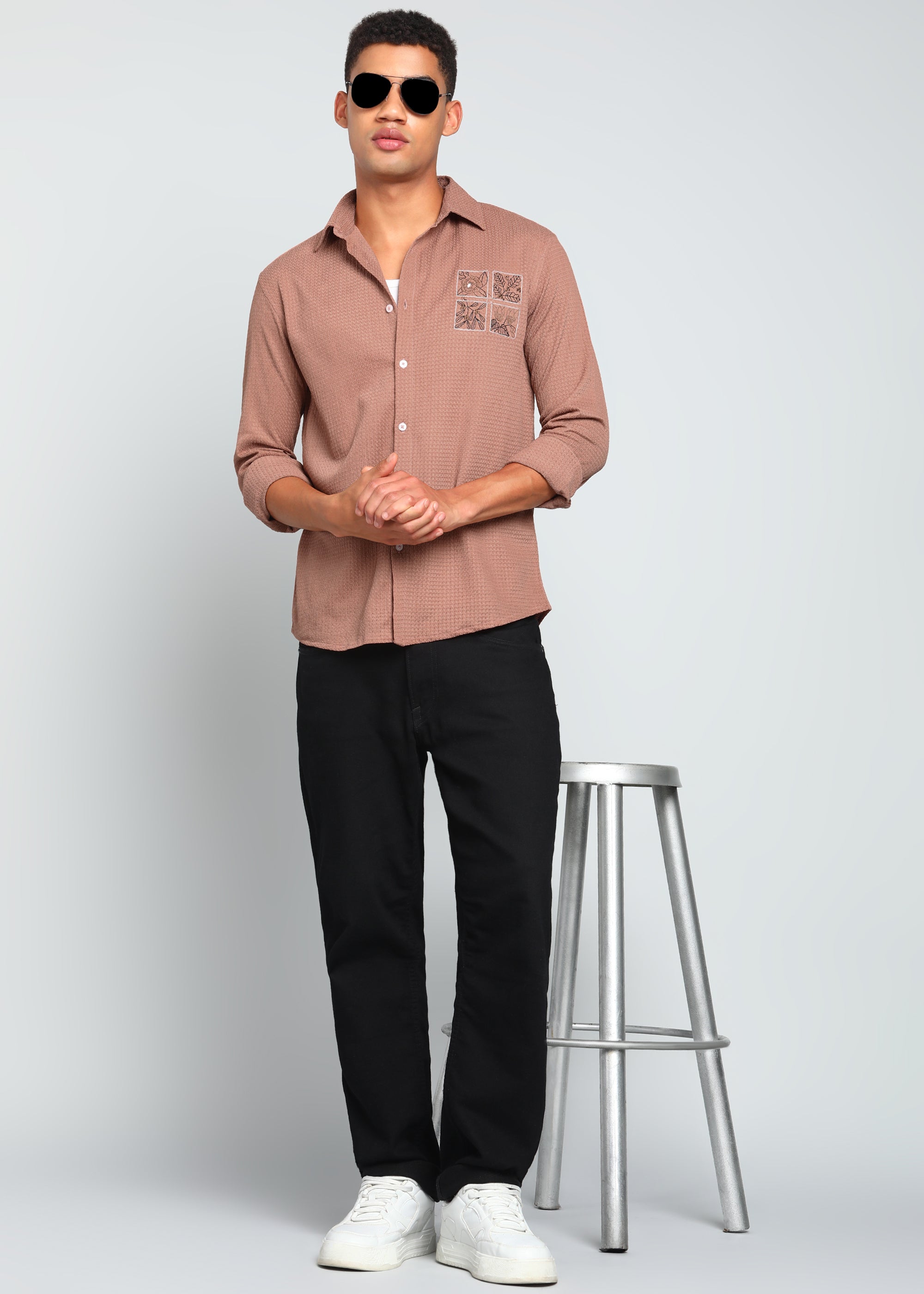 Men’s Dusty Rose Textured Regular Fit Shirt with Floral Chest Embroidery