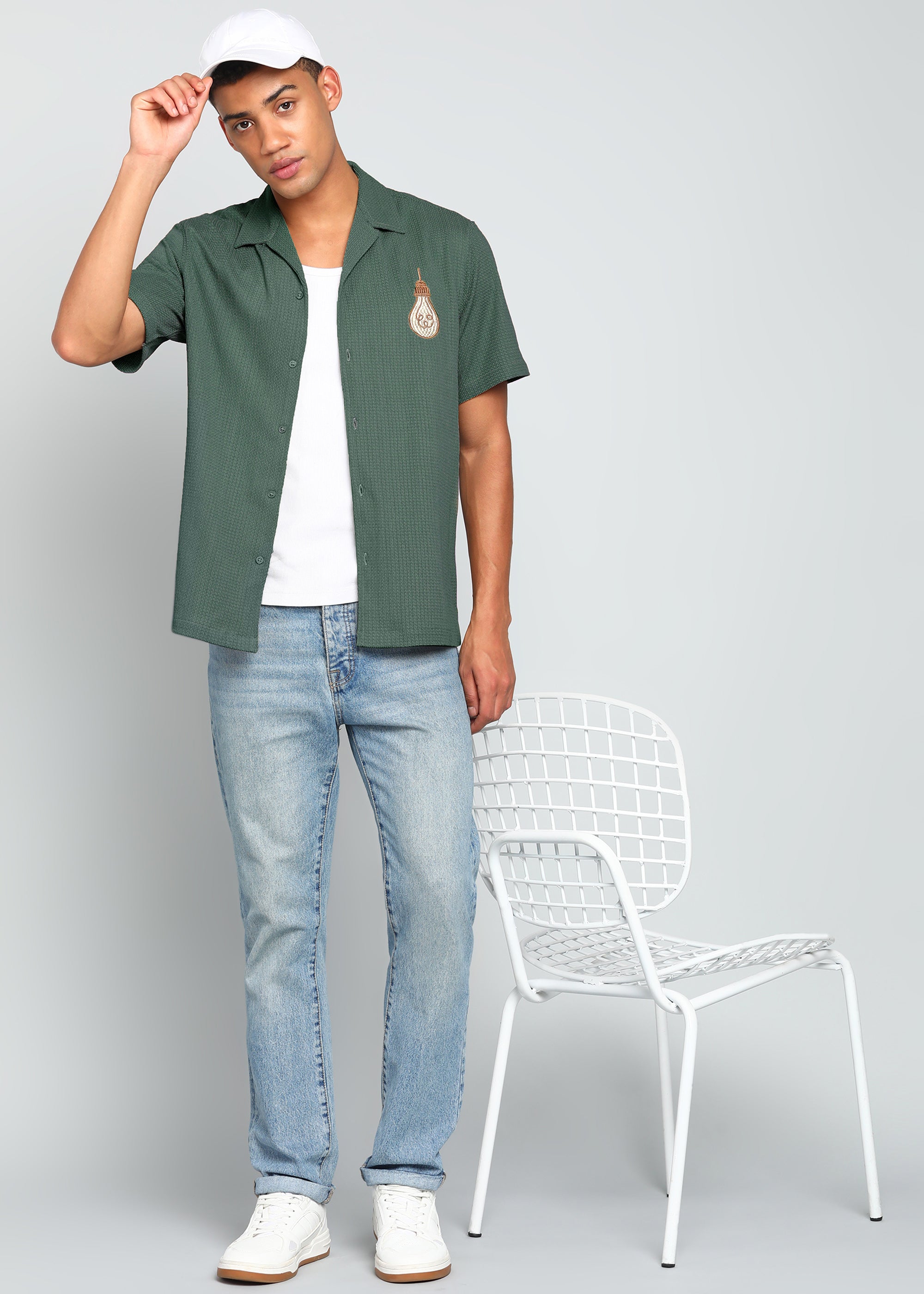 Men’s Sage Green Textured Resort Embroidery Shirt
