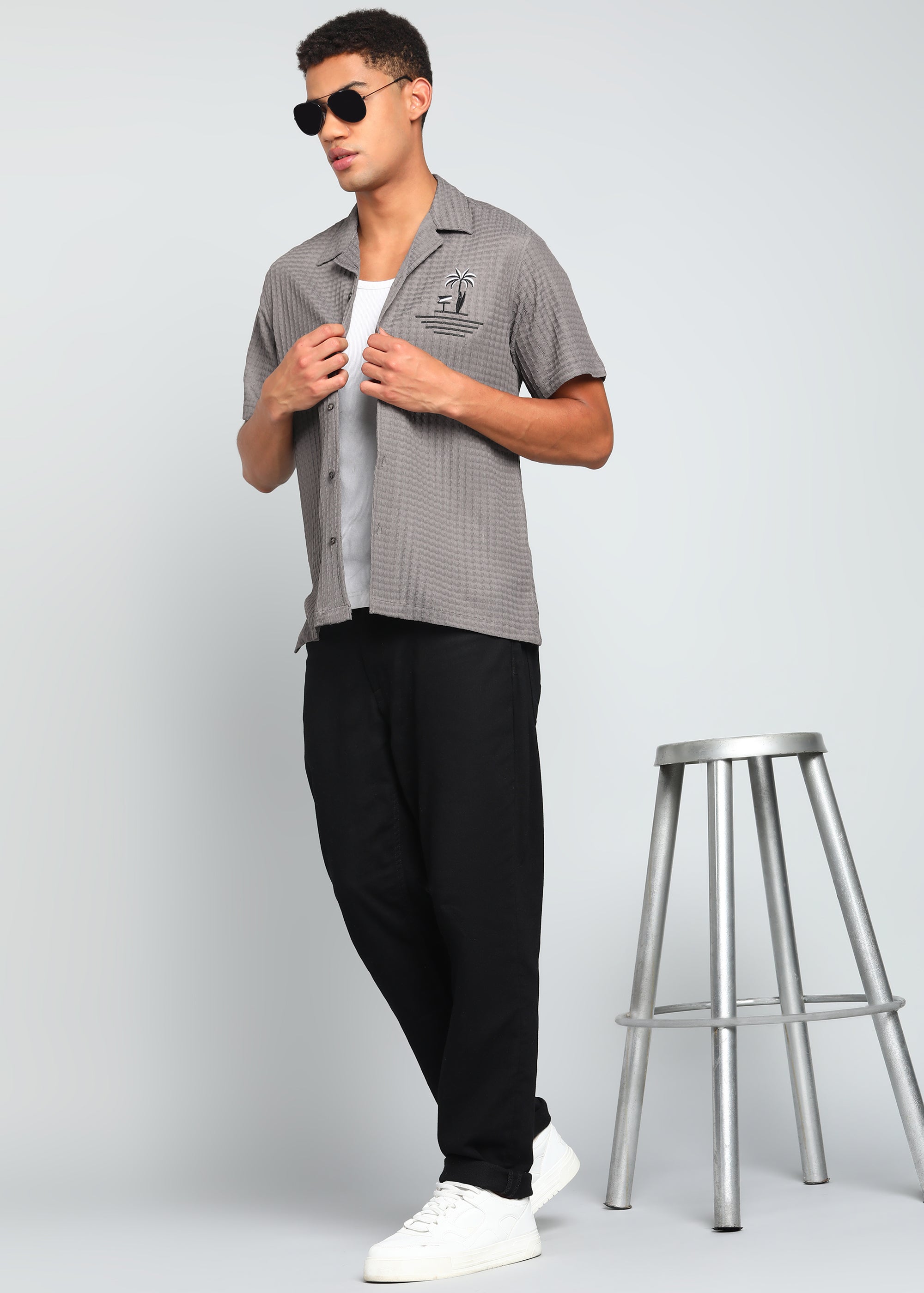 Men’s Grey Textured Seersucker Cuban Collar Shirt with Palm Embroidery