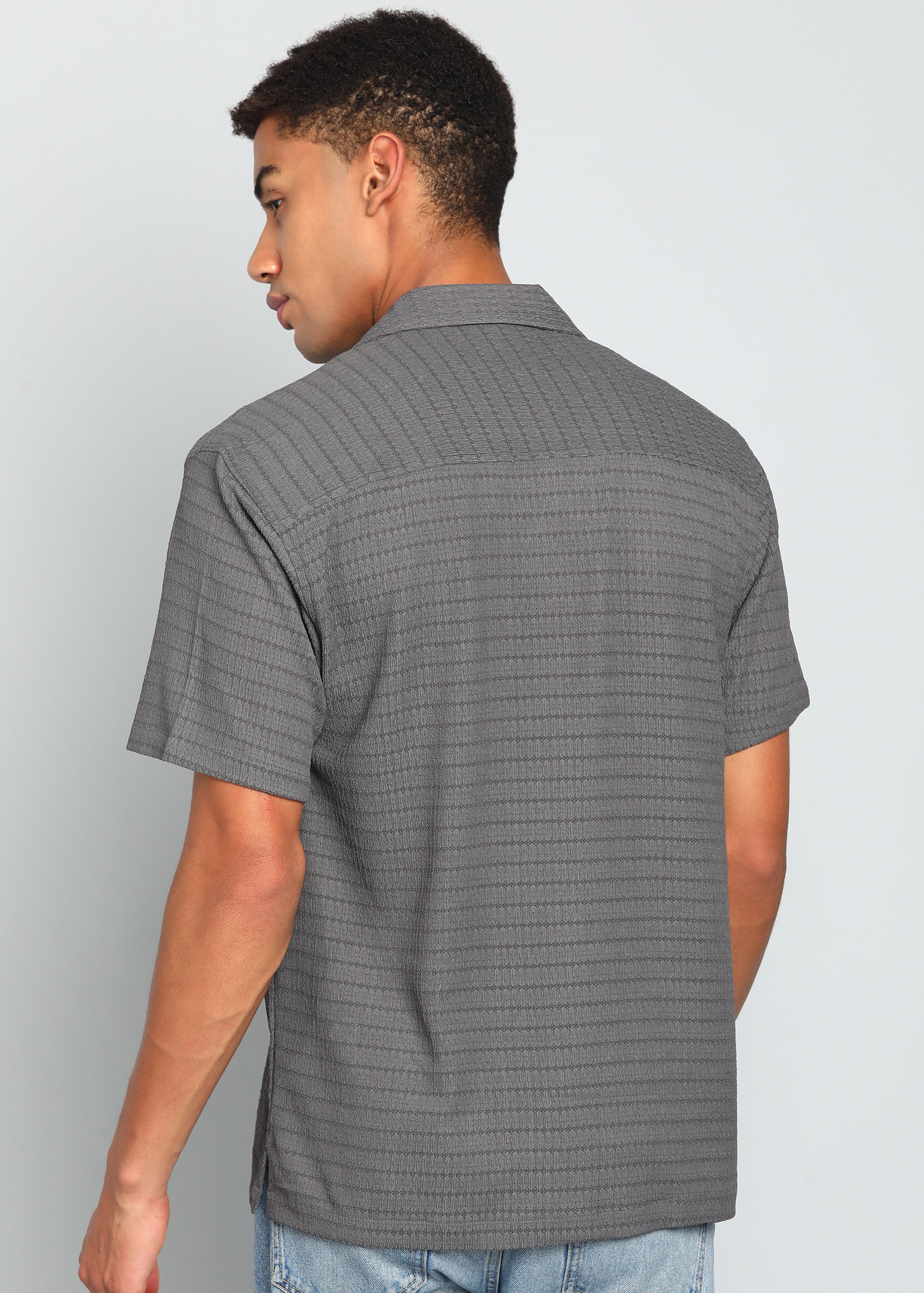 Men’s Grey Textured Short-Sleeve Cuban Shirt with Floral Embroidery