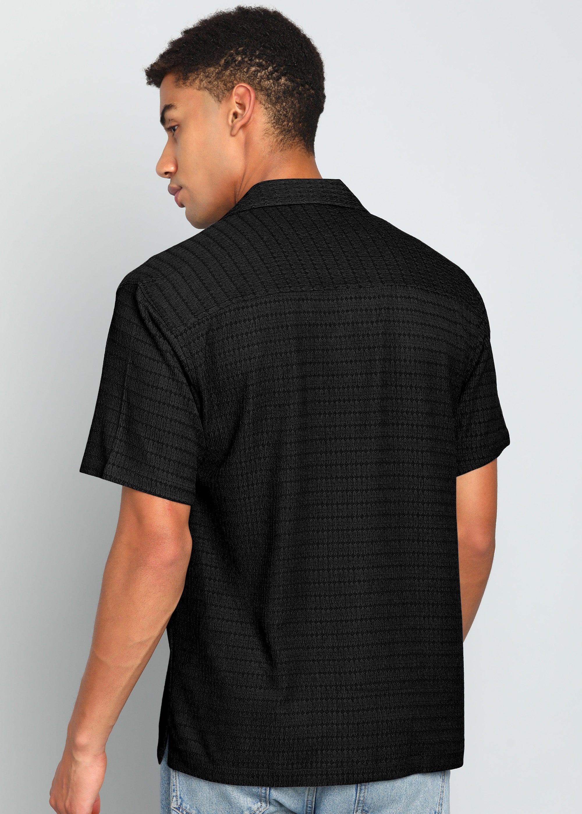 Men’s Black Textured Short-Sleeve Cuban Shirt with Floral Embroidery