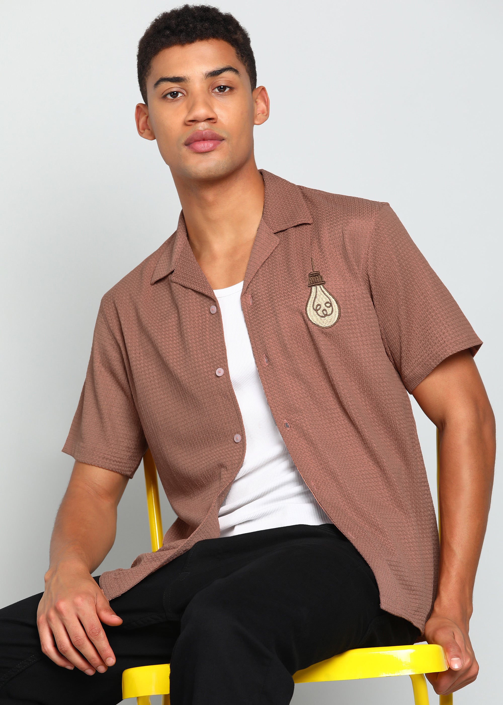 Men’s Dusty Rose Textured Resort Embroidery Shirt