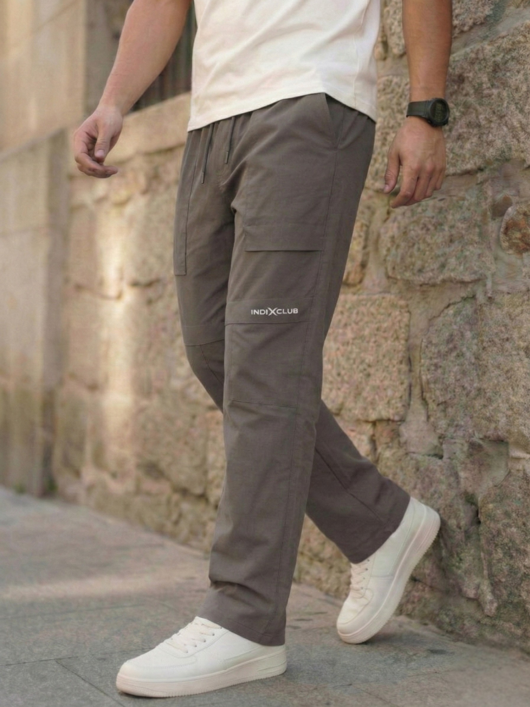 Men’s Earthy Umber Urban Tech Cargo Pants