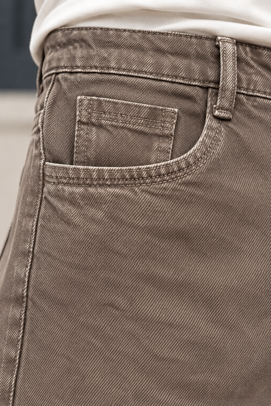 Men's Brown Solid Straight Fit Jeans