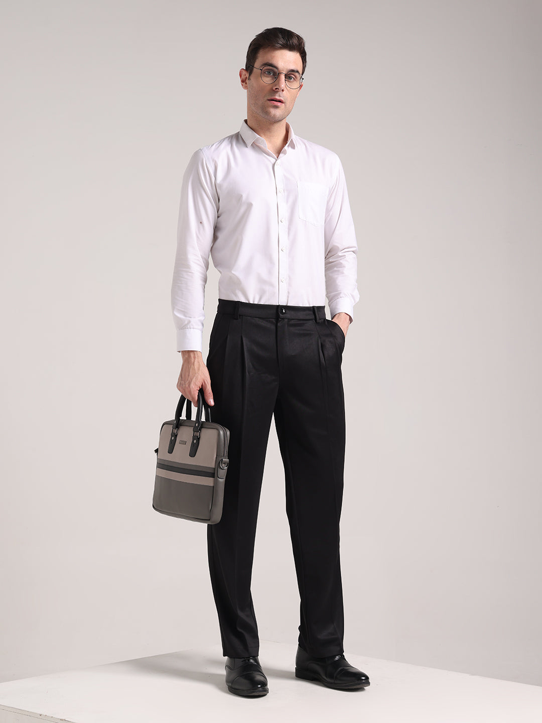 Men's Graphite Black Loose-Fit Korean Trouser