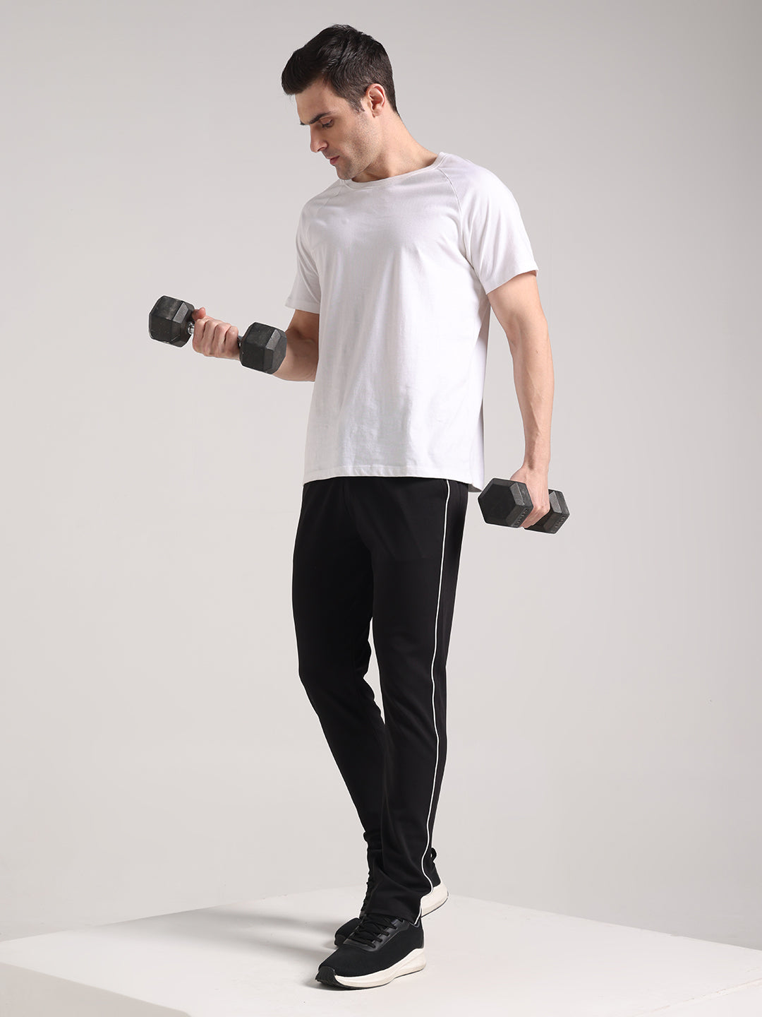 Men's Black Lycra Chinos Loose-Fit Track Pants