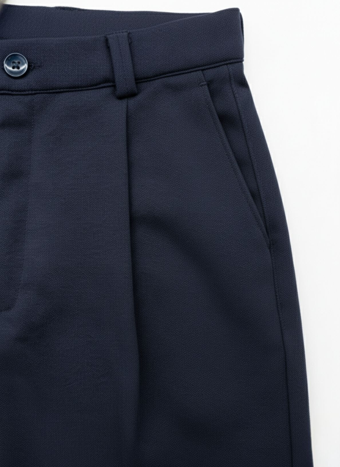 Men's Navy Blue Relaxed Fit Pleated Trousers