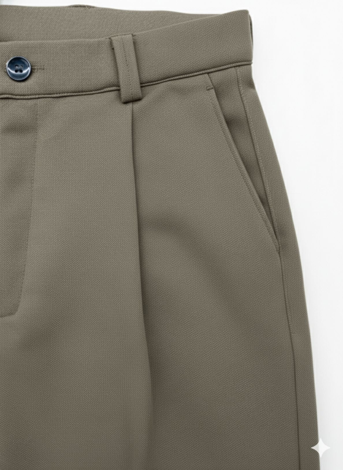 Men's Brown Relaxed Fit Pleated Trousers
