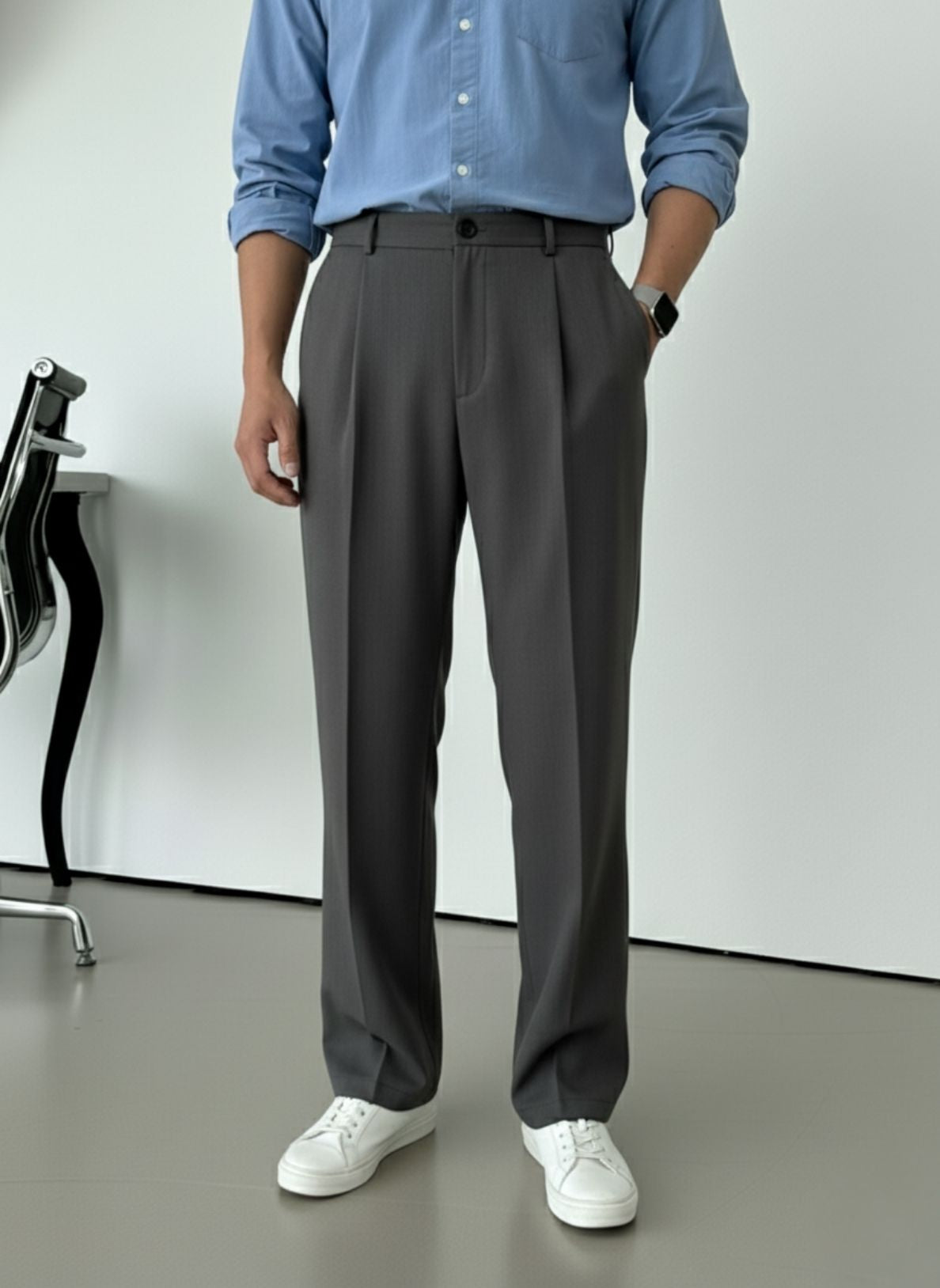 Men's Dark Grey Relaxed Fit Pleated Trousers