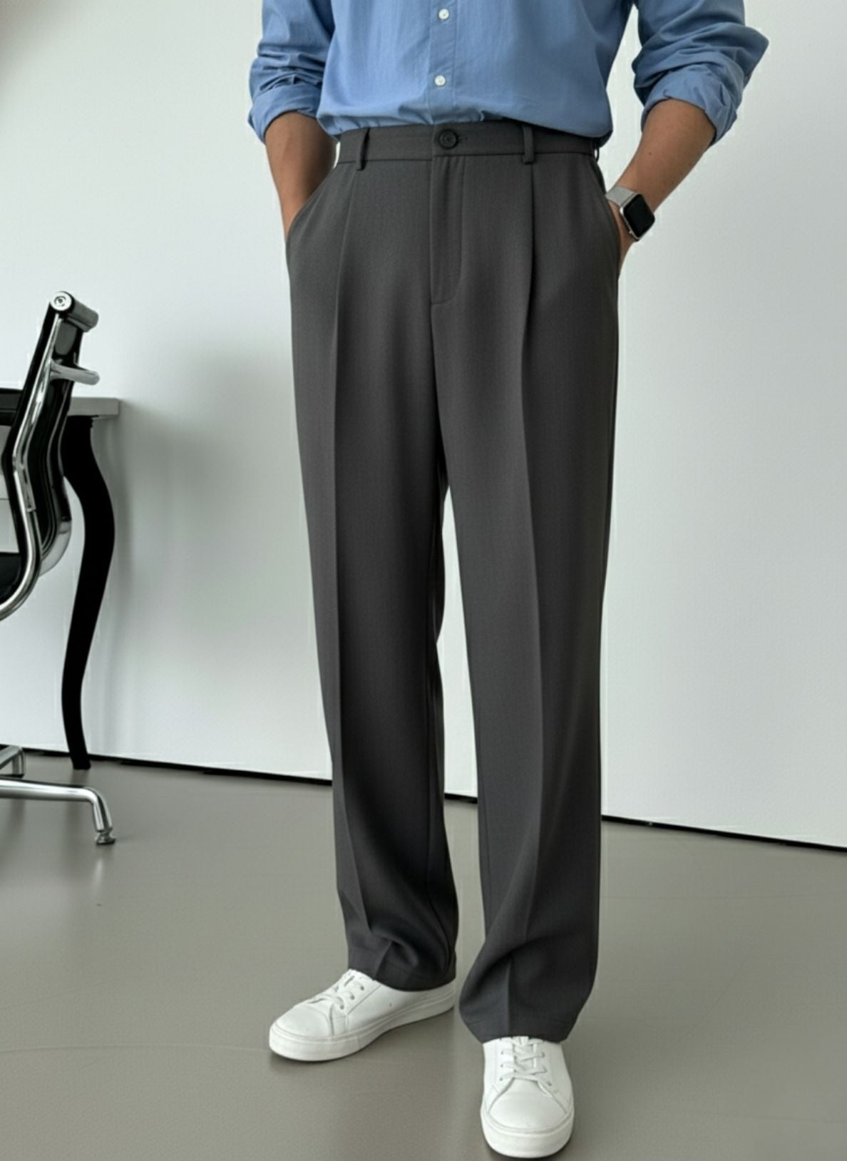 Men's Dark Grey Relaxed Fit Pleated Trousers