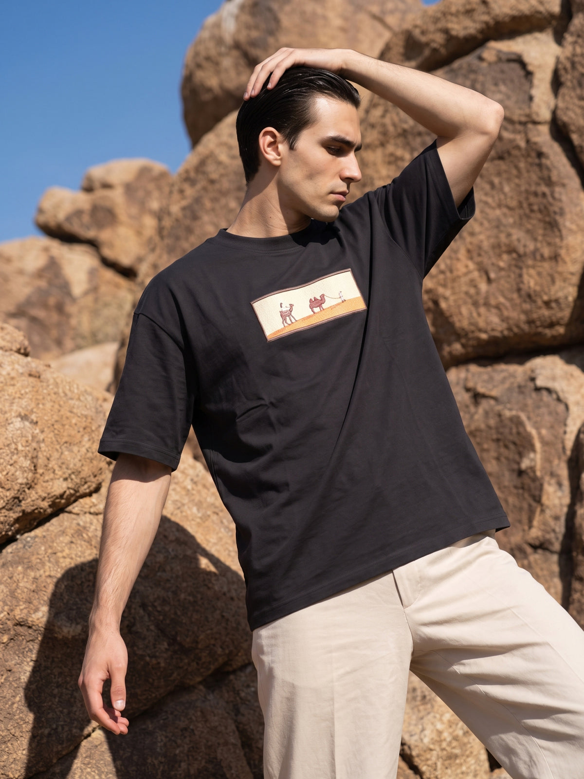 Men's Premium Oversized T-Shirt with Desert Camel Graphic Patch - Black