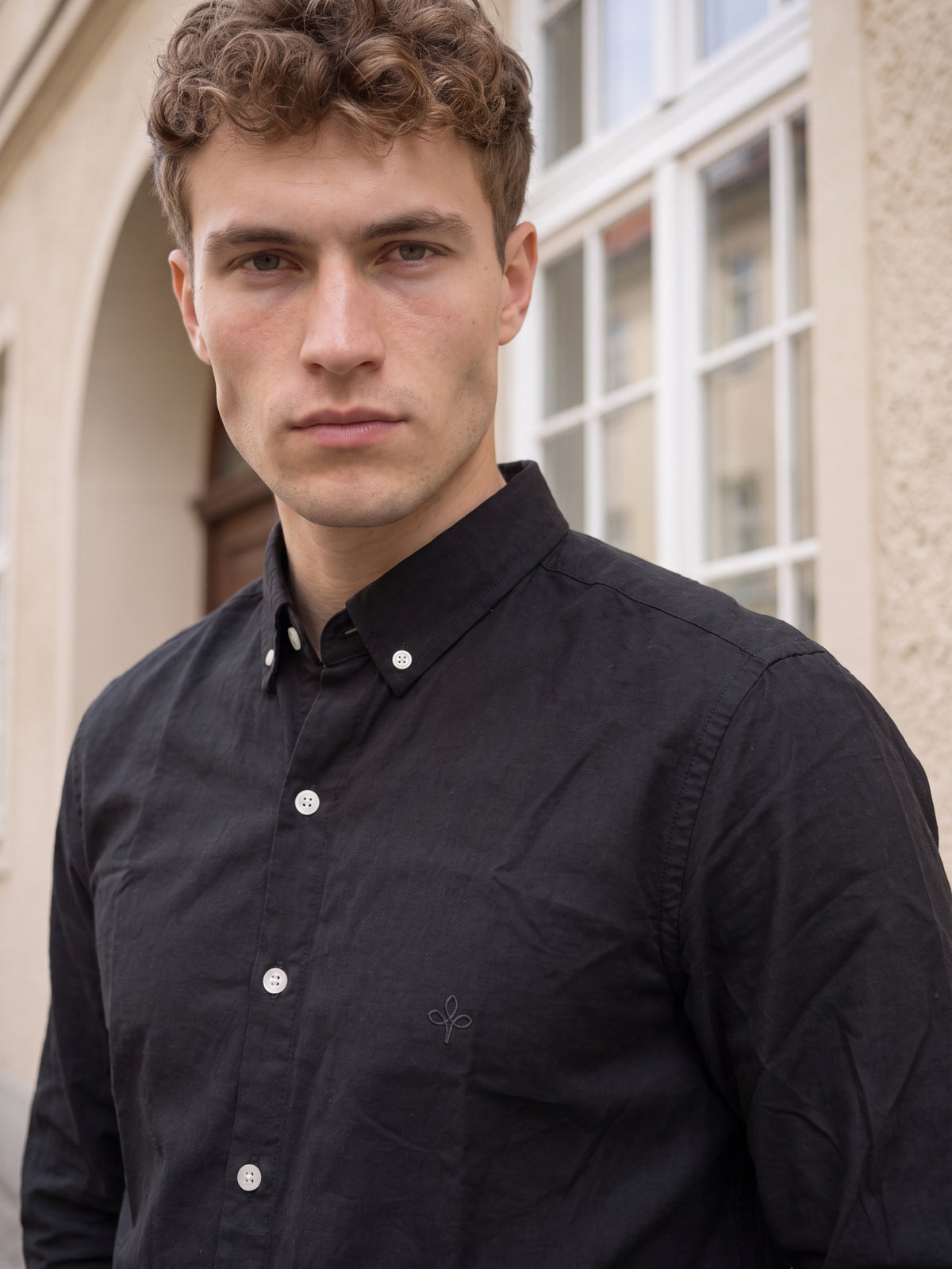 Men's Black Premium Solid Button-Down Casual Shirt