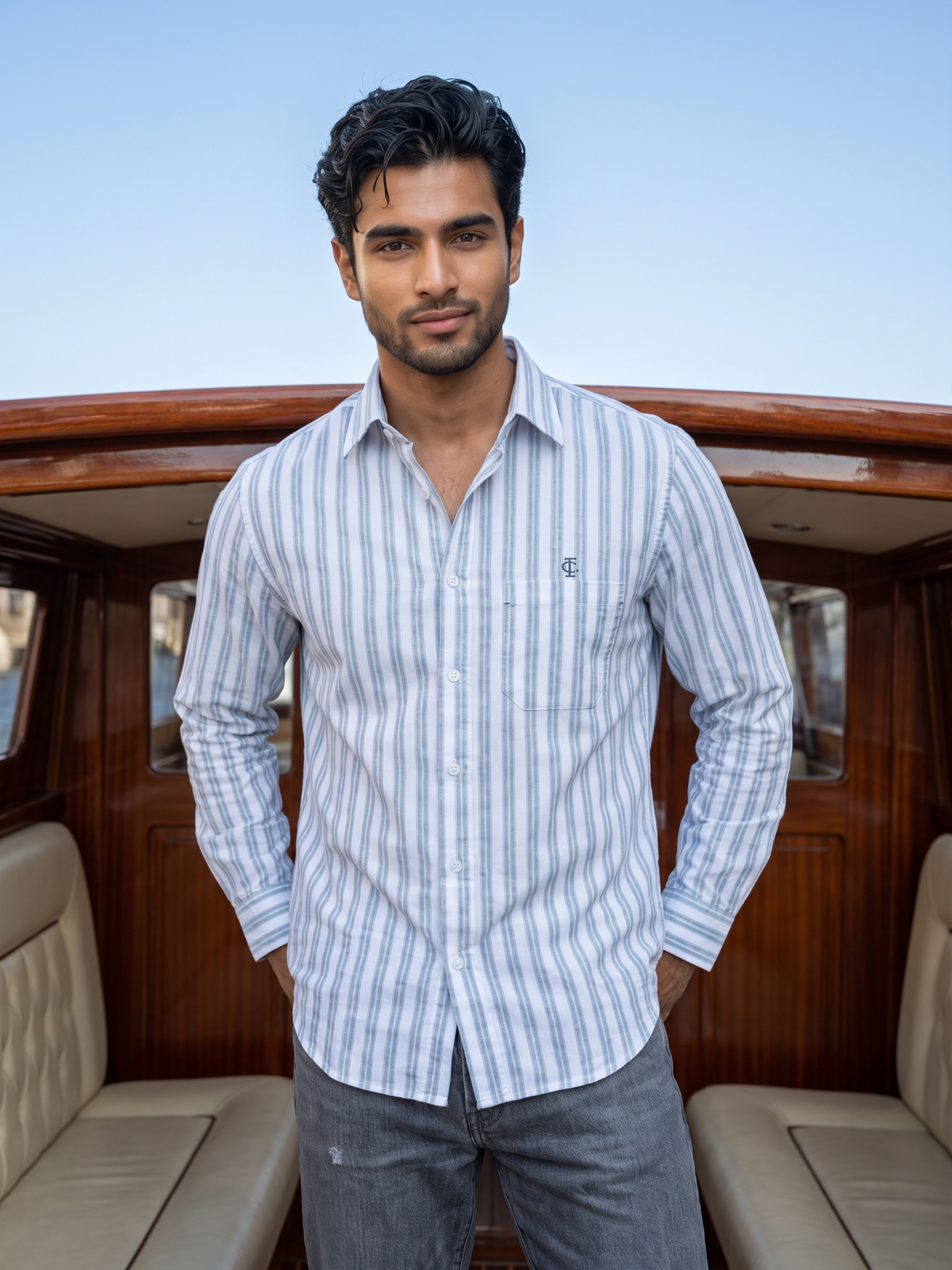Men's Vertical Striped Casual Shirt