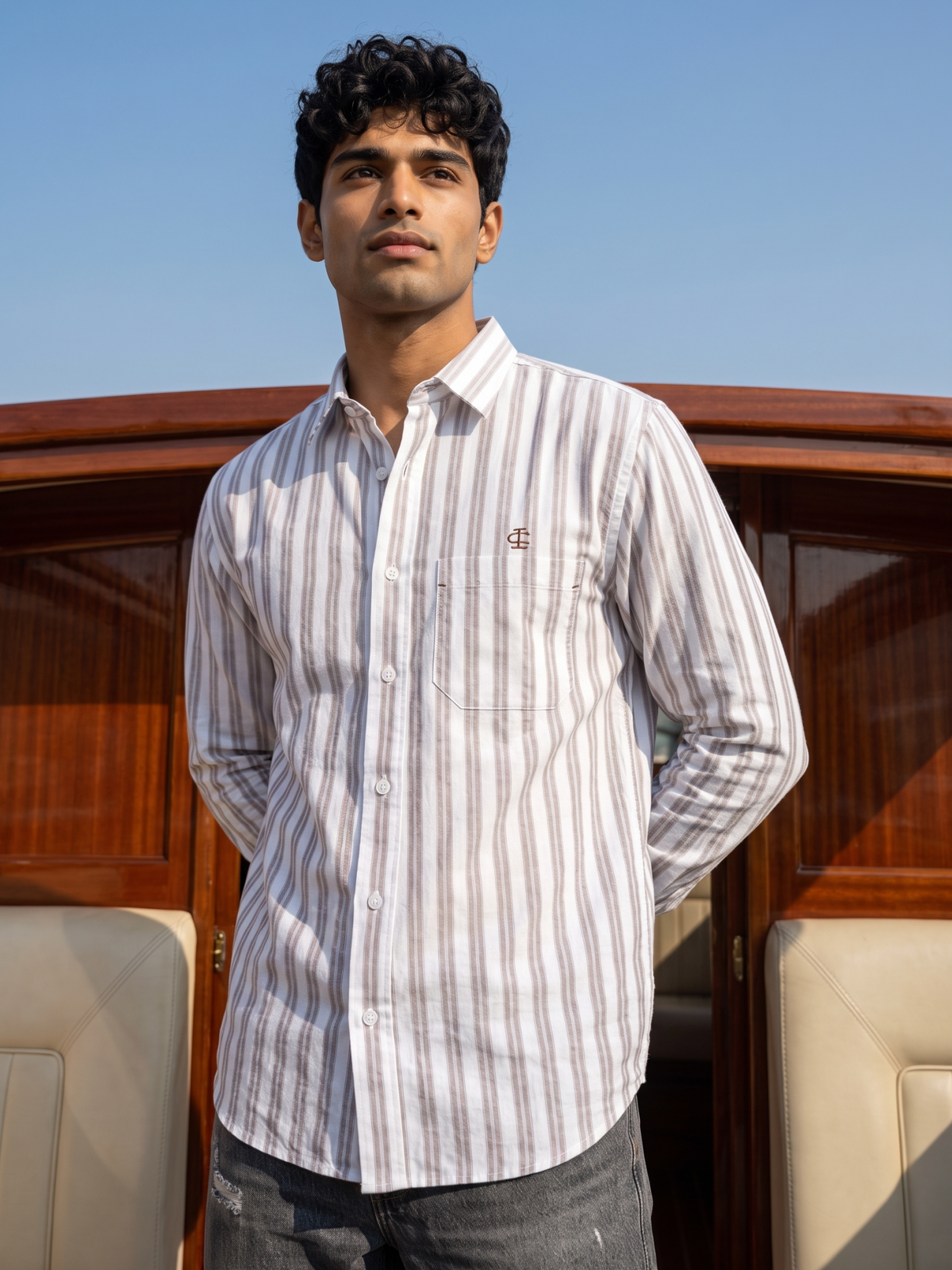 Men's Vertical Striped Casual Shirt