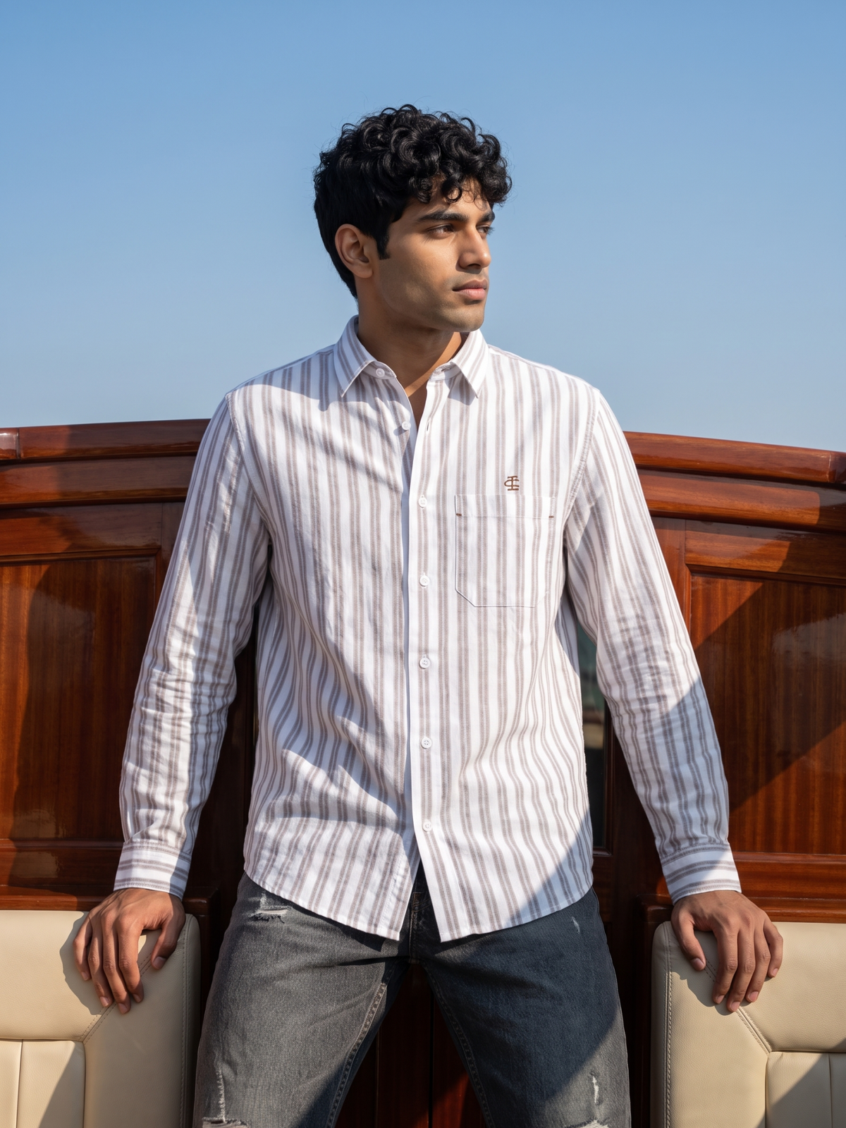 Men's Vertical Striped Casual Shirt