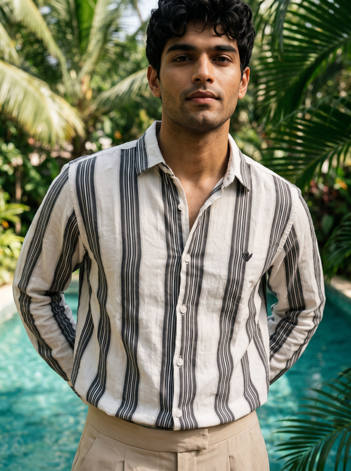 Men's White Vertical Striped Casual Cotton Shirt