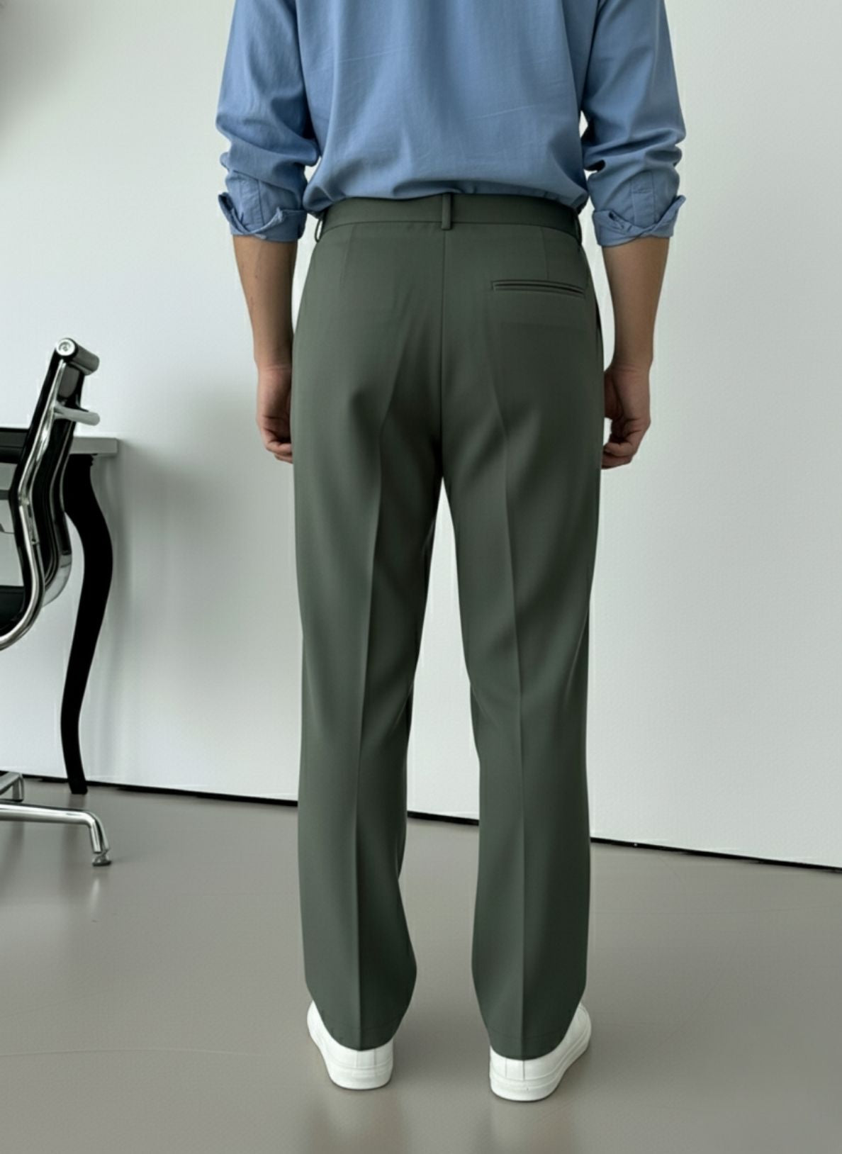 Men's Olive Relaxed Fit Pleated Trousers