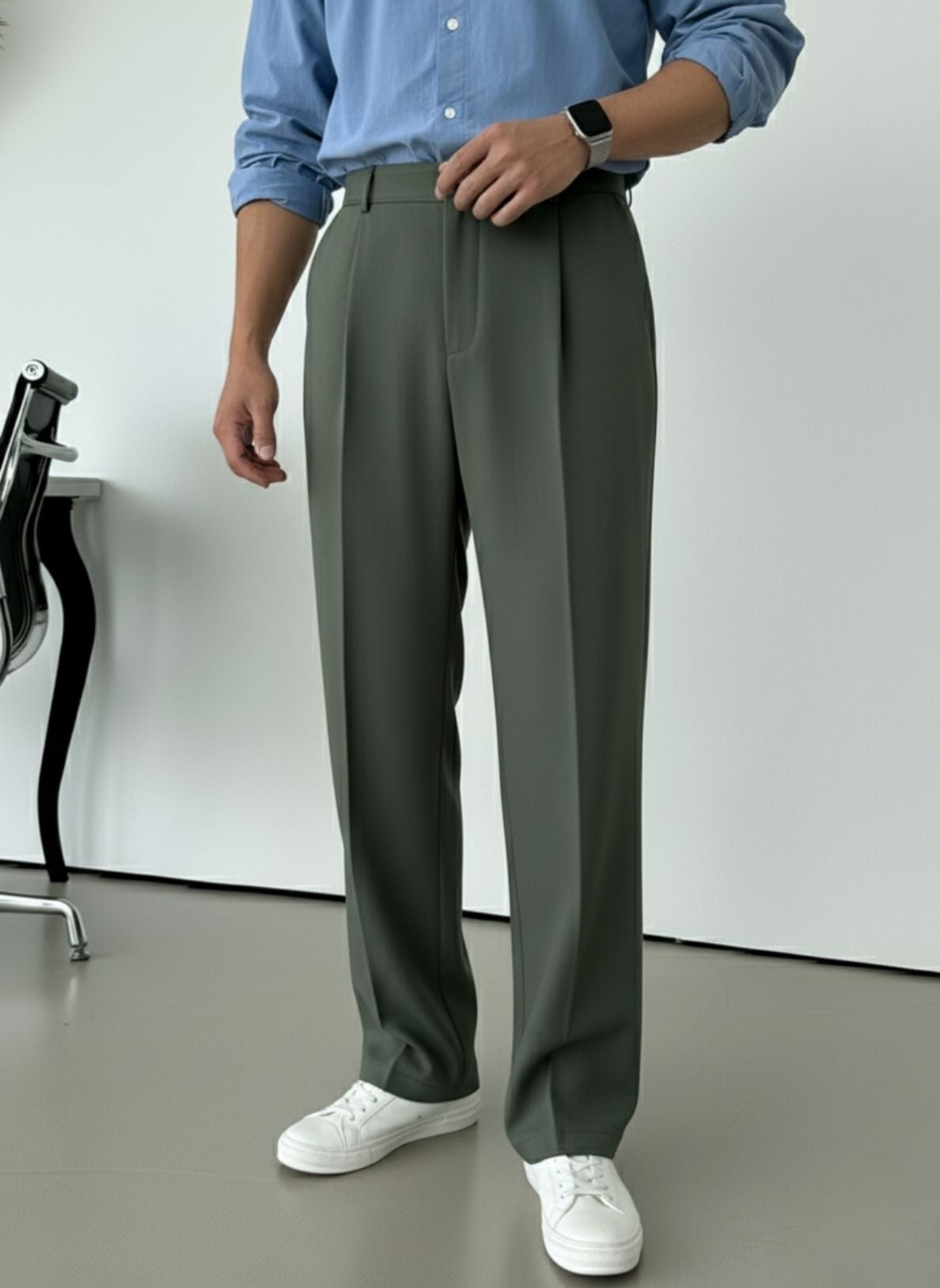Men's Olive Relaxed Fit Pleated Trousers